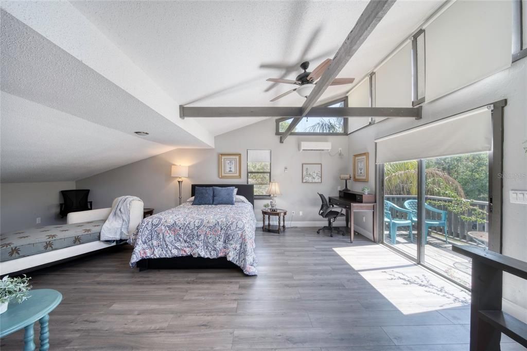 En Venta: $529,900 (4 camas, 3 baños, 2295 Pies cuadrados)