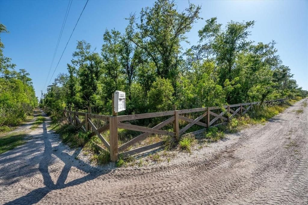 En Venta: $434,000 (6.37 acres)