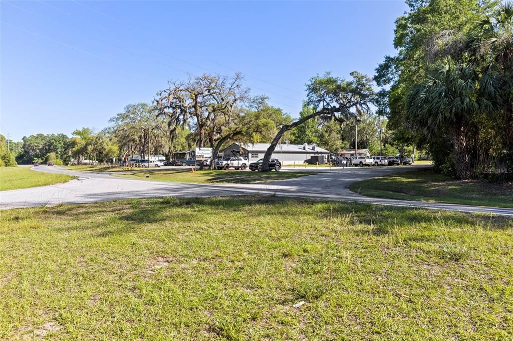 На продажу: $295,000 (4 спален, 3 ванн, 2037 Квадратных фут)