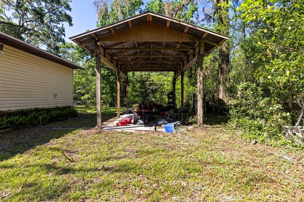 На продажу: $295,000 (4 спален, 3 ванн, 2037 Квадратных фут)