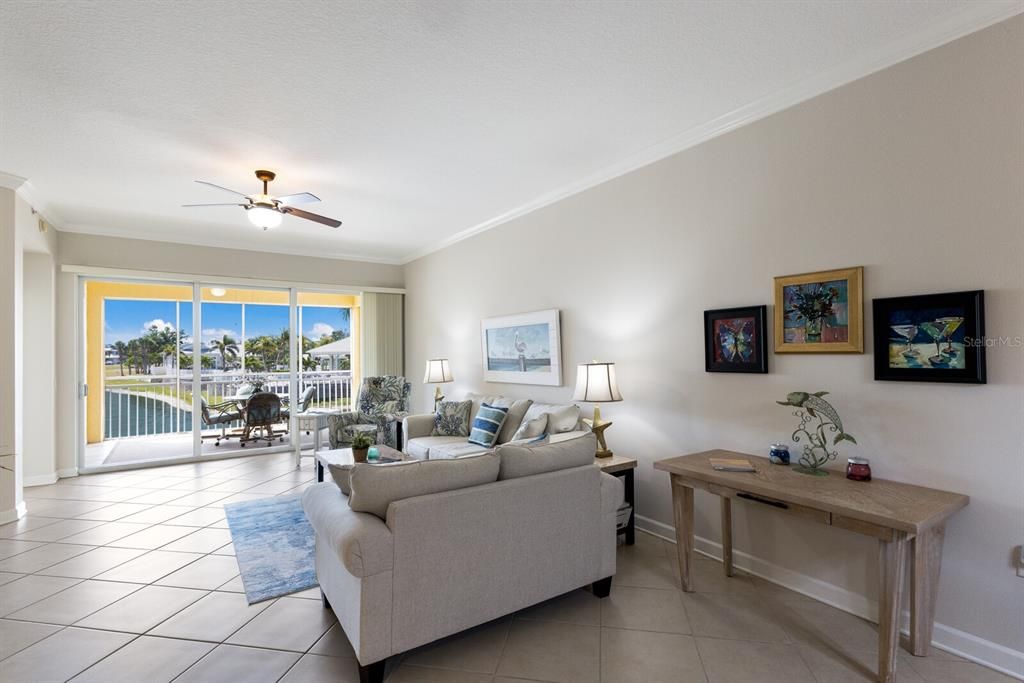 For Sale: $279,000 (3 beds, 2 baths, 1758 Square Feet)