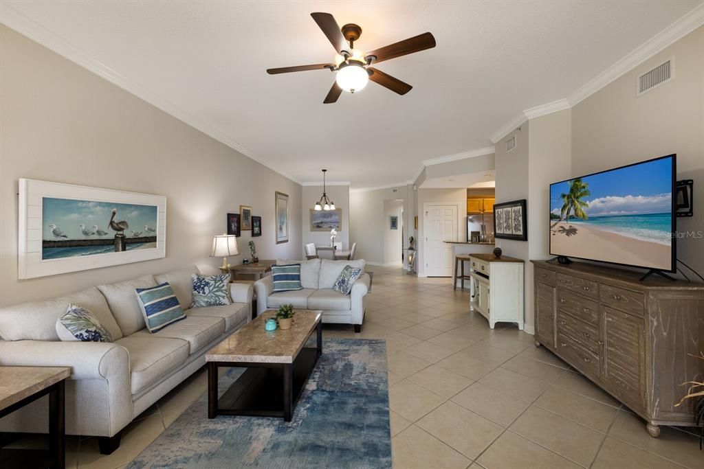 For Sale: $279,000 (3 beds, 2 baths, 1758 Square Feet)