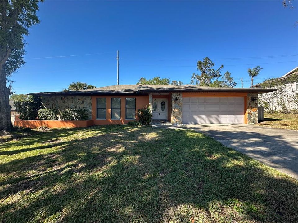 最近租的: $3,800 (3 贝兹, 2 浴室, 2034 平方英尺)