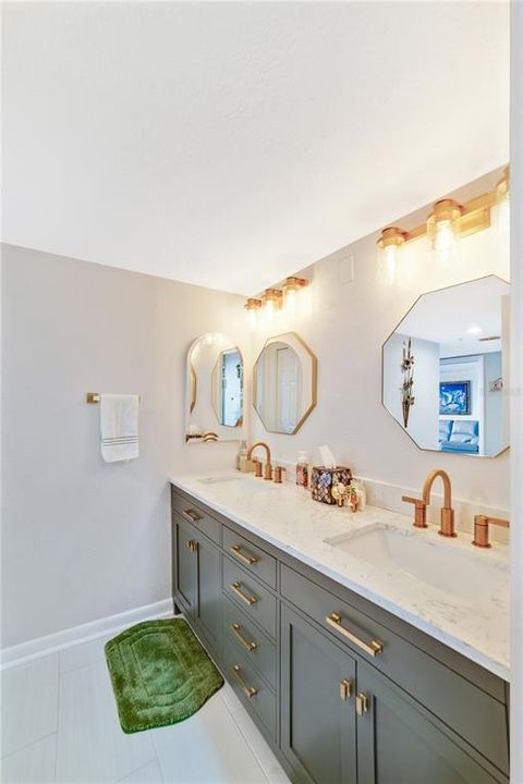 For Sale: $495,000 (3 beds, 2 baths, 1563 Square Feet)