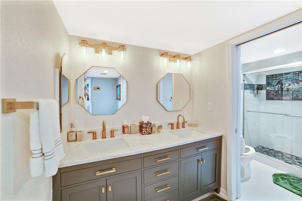 For Sale: $495,000 (3 beds, 2 baths, 1563 Square Feet)