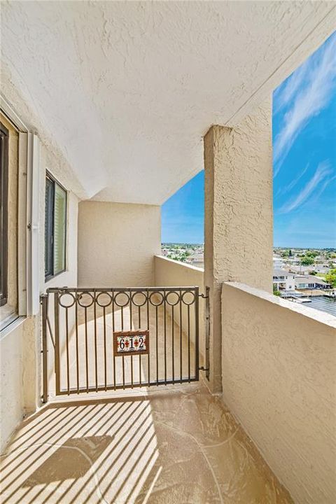 For Sale: $495,000 (3 beds, 2 baths, 1563 Square Feet)