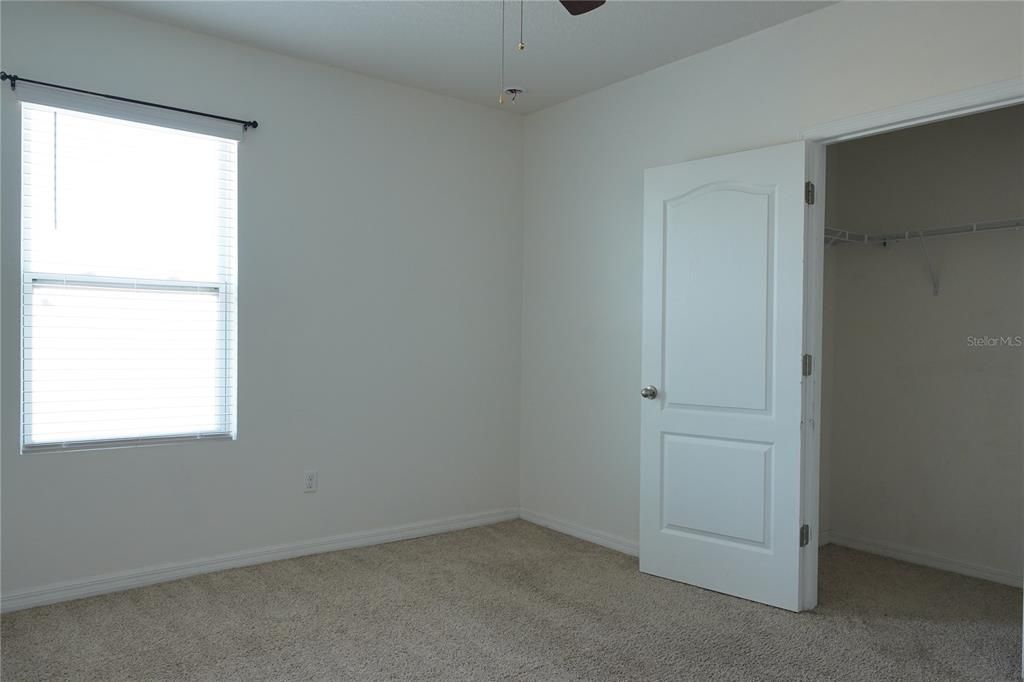 待售: $485,000 (6 贝兹, 3 浴室, 2845 平方英尺)