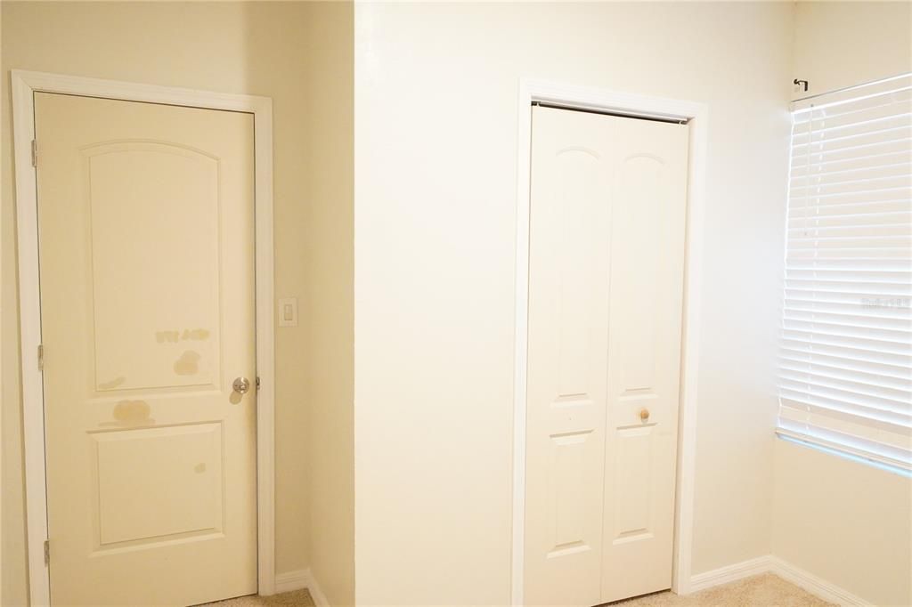 待售: $485,000 (6 贝兹, 3 浴室, 2845 平方英尺)