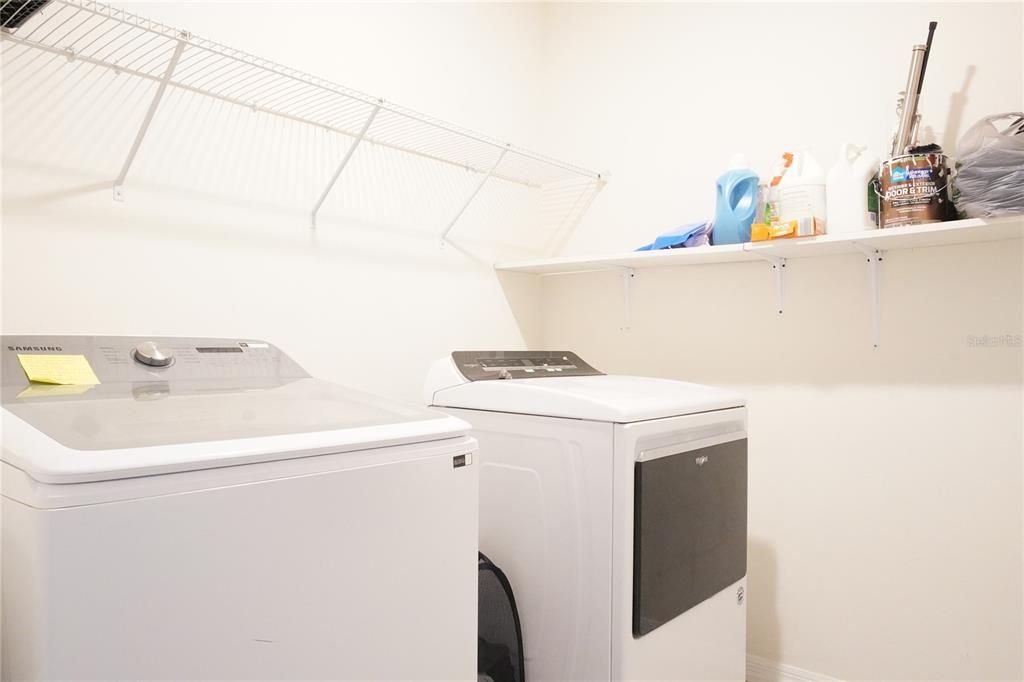 待售: $485,000 (6 贝兹, 3 浴室, 2845 平方英尺)