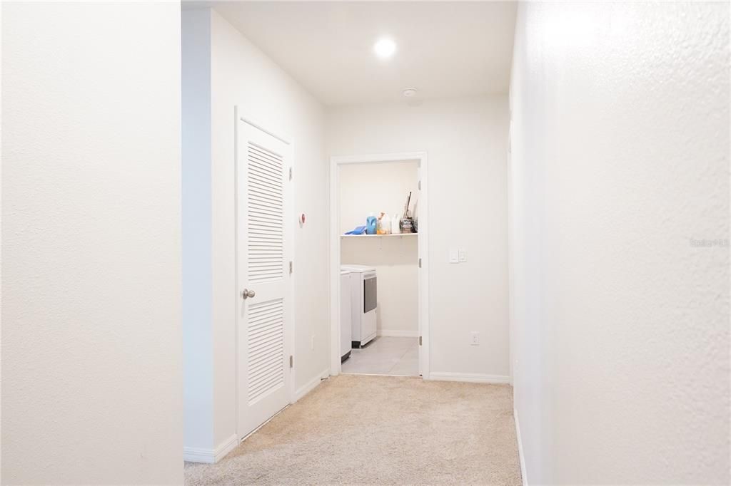 待售: $485,000 (6 贝兹, 3 浴室, 2845 平方英尺)