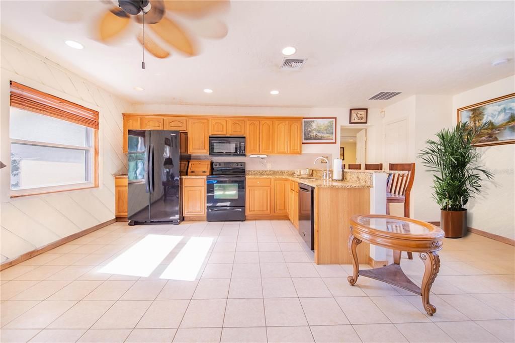 En Venta: $1,200,000 (4 camas, 4 baños, 3788 Pies cuadrados)