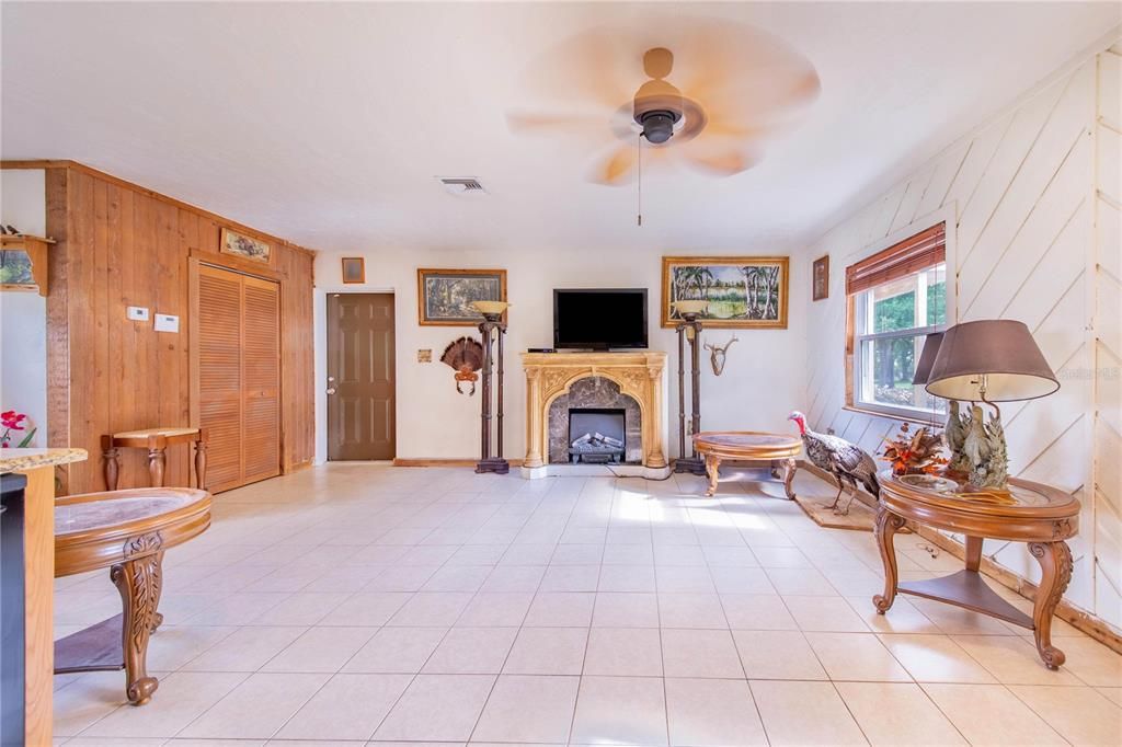 En Venta: $1,200,000 (4 camas, 4 baños, 3788 Pies cuadrados)