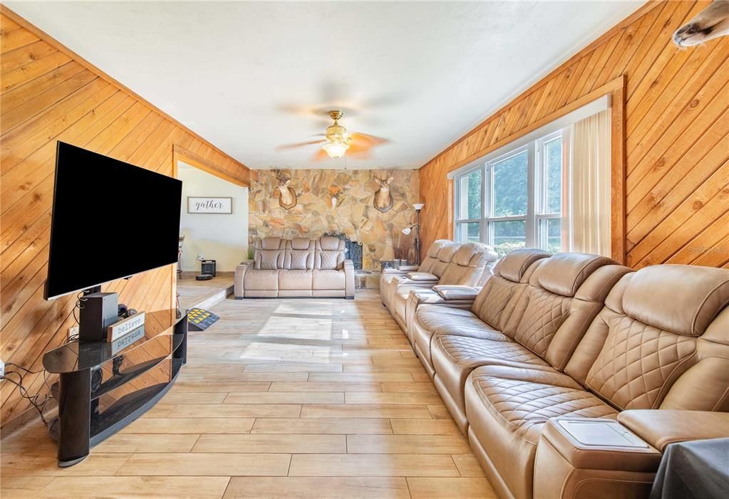 En Venta: $1,200,000 (4 camas, 4 baños, 3788 Pies cuadrados)