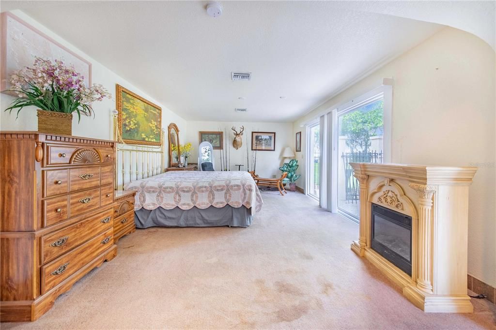 En Venta: $1,200,000 (4 camas, 4 baños, 3788 Pies cuadrados)