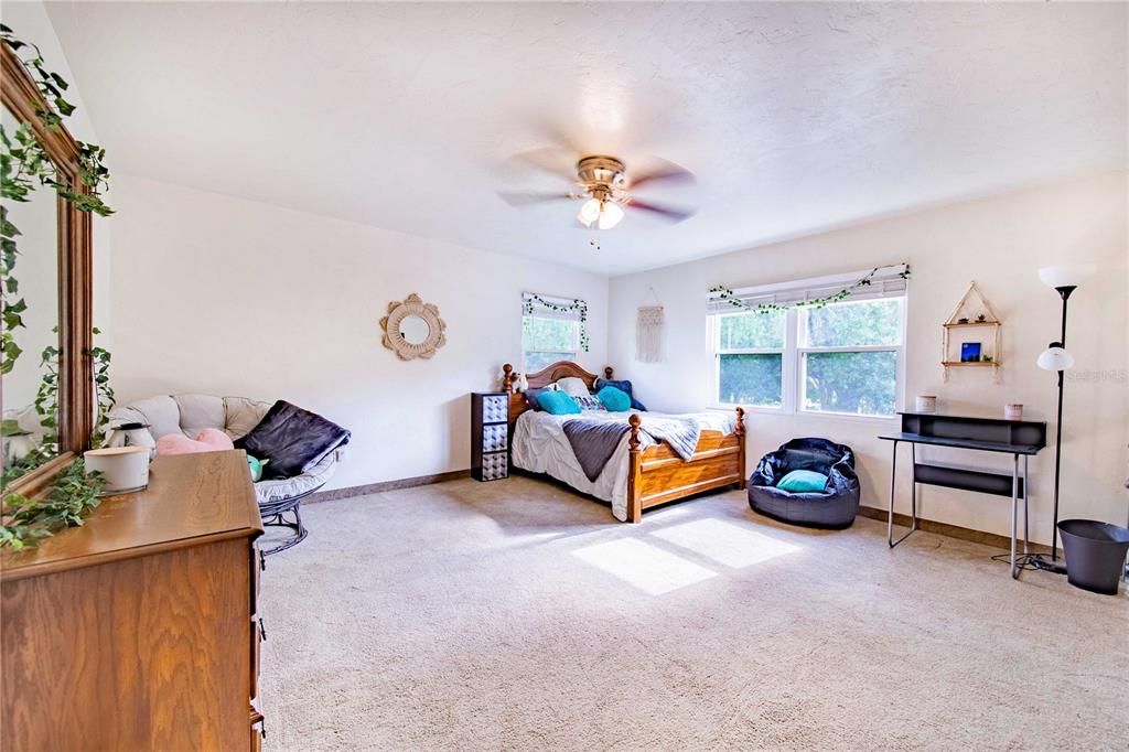 En Venta: $1,200,000 (4 camas, 4 baños, 3788 Pies cuadrados)