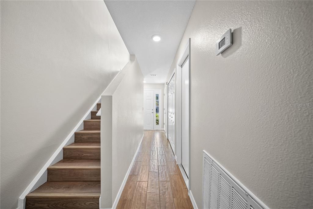 En Renta: $2,050 (3 camas, 2 baños, 1670 Pies cuadrados)