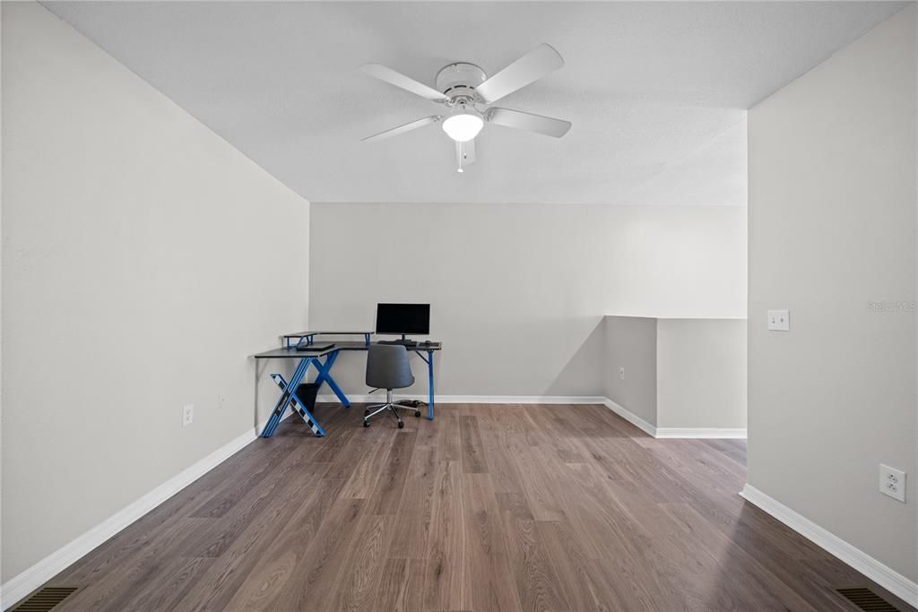 En Renta: $2,050 (3 camas, 2 baños, 1670 Pies cuadrados)