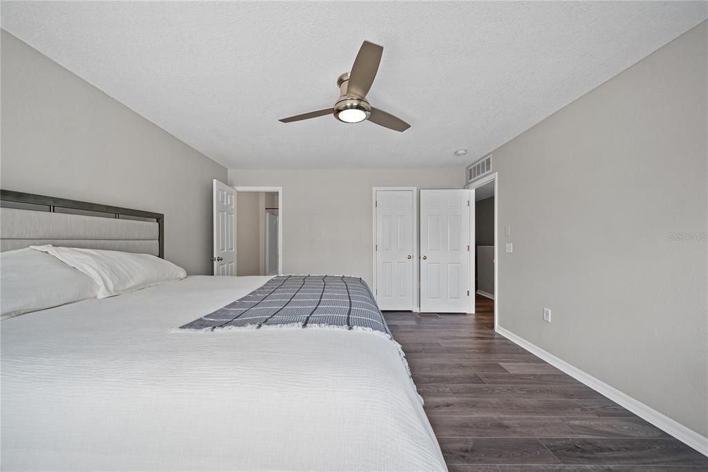 En Renta: $2,050 (3 camas, 2 baños, 1670 Pies cuadrados)