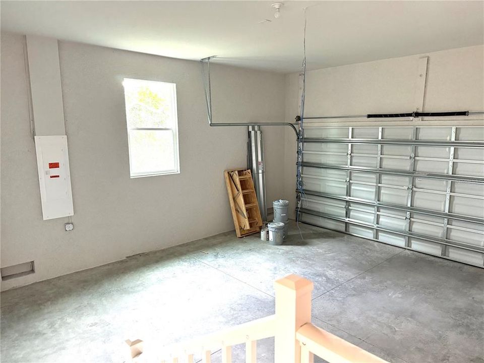 Под контрактом: $325,350 (4 спален, 2 ванн, 1755 Квадратных фут)