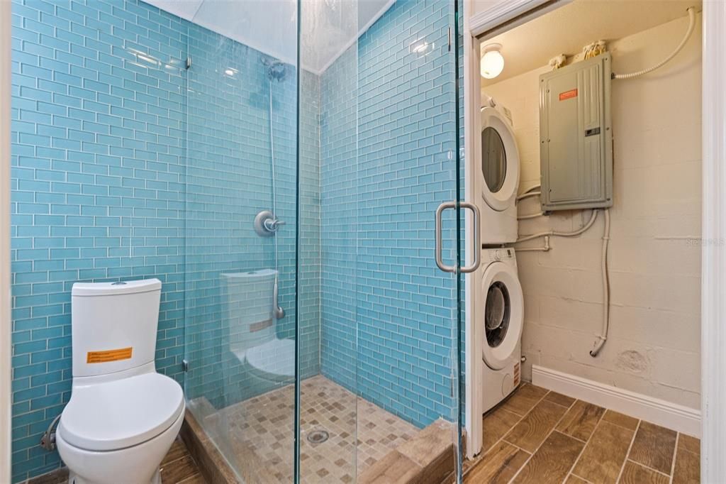 For Sale: $699,000 (4 beds, 3 baths, 2124 Square Feet)