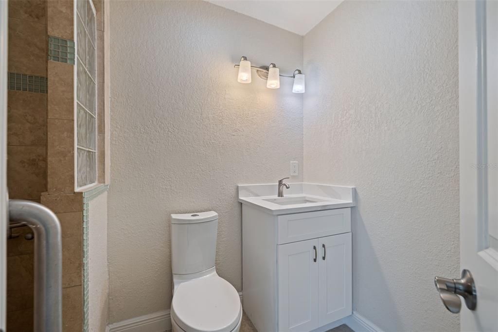 For Sale: $699,000 (4 beds, 3 baths, 2124 Square Feet)