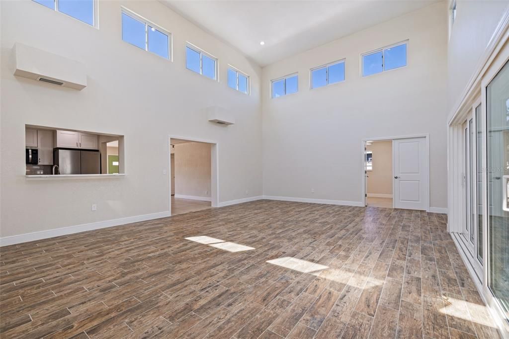 For Sale: $699,000 (4 beds, 3 baths, 2124 Square Feet)