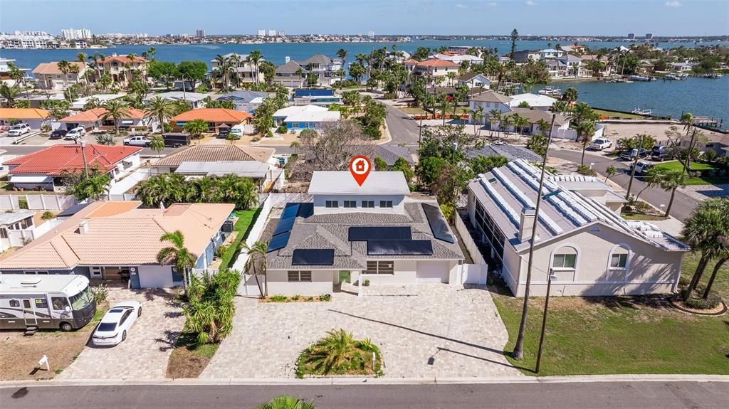 For Sale: $699,000 (4 beds, 3 baths, 2124 Square Feet)