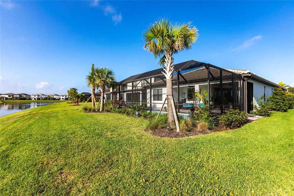 Active With Contract: $4,200 (4 beds, 2 baths, 2054 Square Feet)