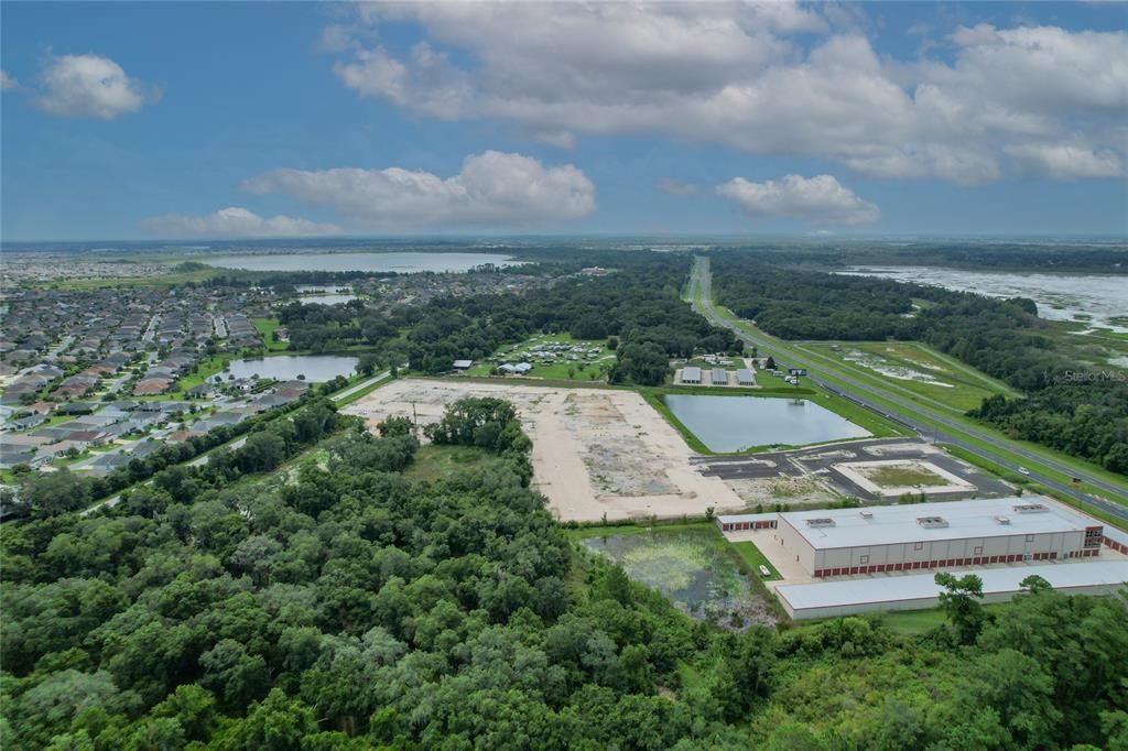 En Venta: $11,000,000 (18.20 acres)