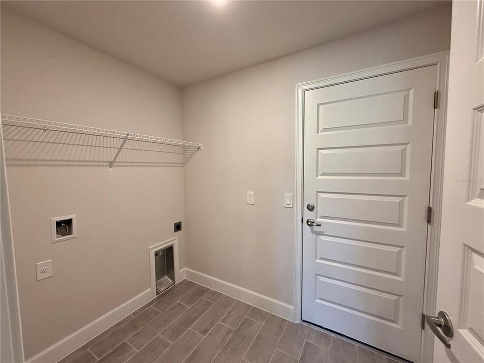 For Sale: $341,250 (4 beds, 2 baths, 1755 Square Feet)