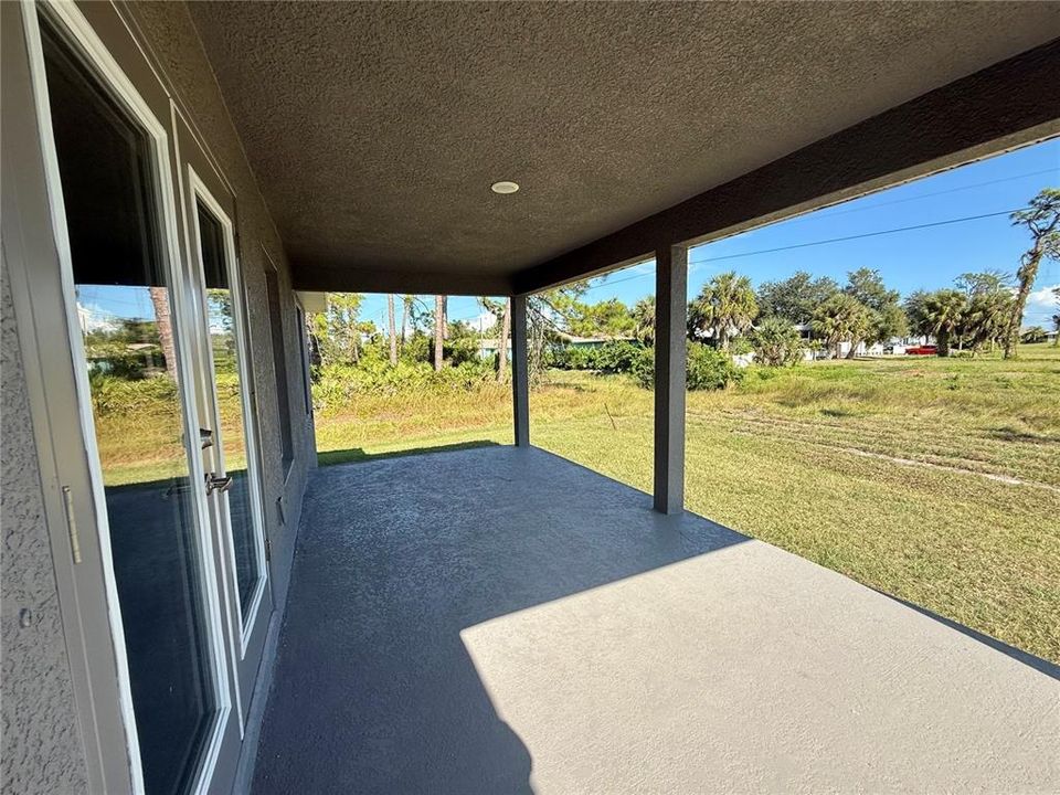 For Sale: $341,250 (4 beds, 2 baths, 1755 Square Feet)