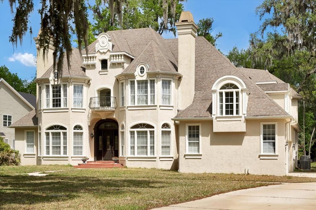 待售: $1,390,000 (7 贝兹, 4 浴室, 6258 平方英尺)