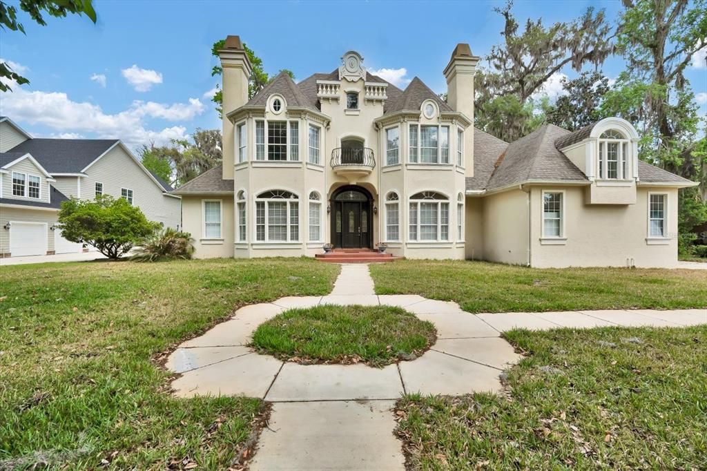 待售: $1,390,000 (7 贝兹, 4 浴室, 6258 平方英尺)