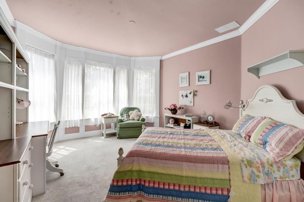 待售: $1,390,000 (7 贝兹, 4 浴室, 6258 平方英尺)