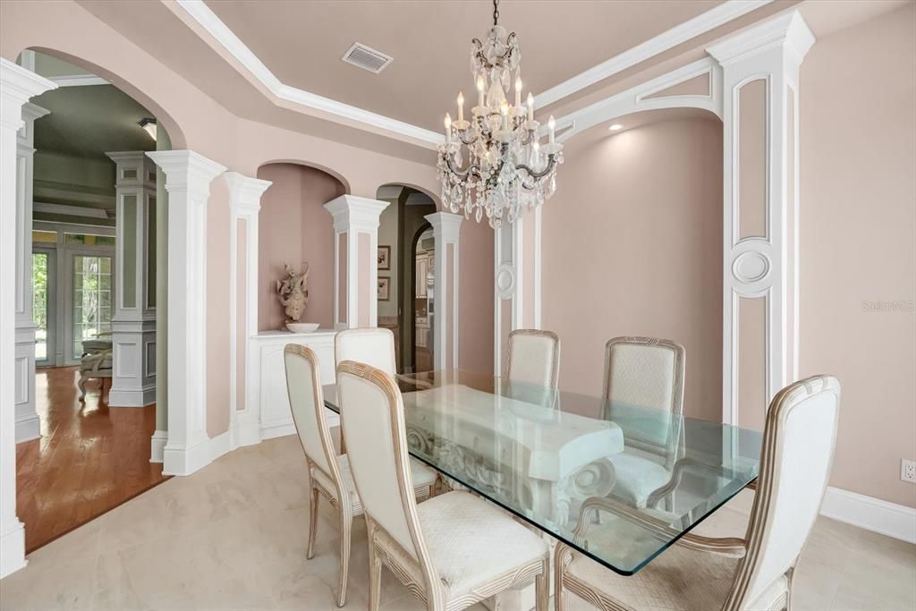 待售: $1,390,000 (7 贝兹, 4 浴室, 6258 平方英尺)