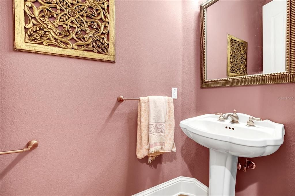 待售: $1,390,000 (7 贝兹, 4 浴室, 6258 平方英尺)