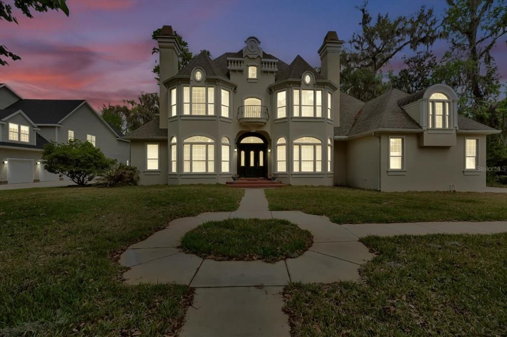 待售: $1,390,000 (7 贝兹, 4 浴室, 6258 平方英尺)