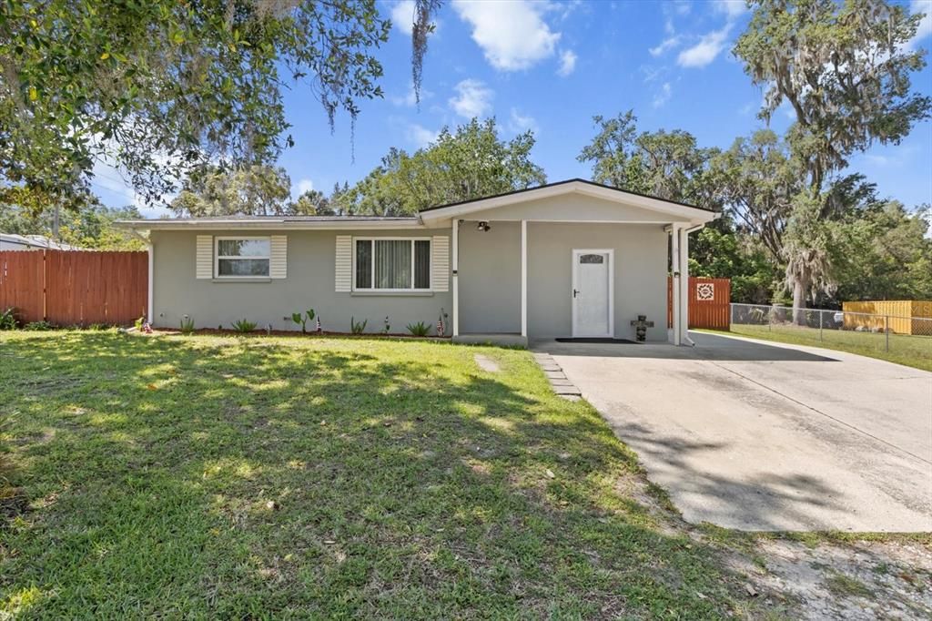 Recently Sold: $210,000 (2 beds, 2 baths, 1280 Square Feet)