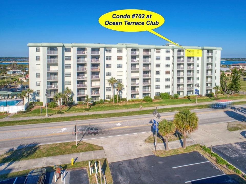 For Sale: $349,900 (2 beds, 2 baths, 1013 Square Feet)