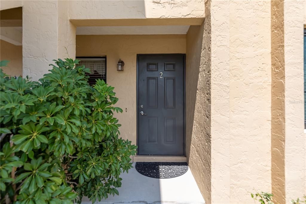 待售: $249,000 (2 贝兹, 1 浴室, 826 平方英尺)