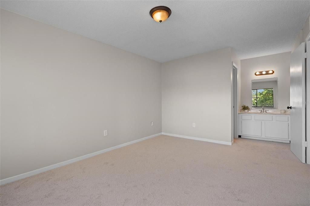 For Sale: $177,500 (3 beds, 1 baths, 1257 Square Feet)