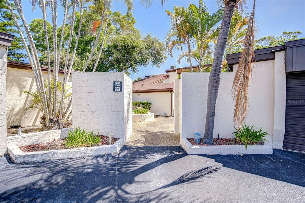 For Sale: $177,500 (3 beds, 1 baths, 1257 Square Feet)