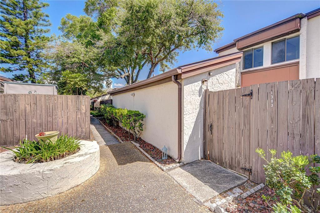 For Sale: $177,500 (3 beds, 1 baths, 1257 Square Feet)