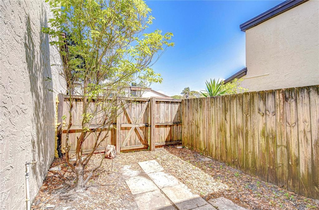 For Sale: $177,500 (3 beds, 1 baths, 1257 Square Feet)