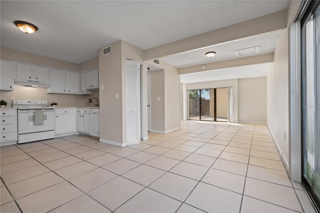 For Sale: $177,500 (3 beds, 1 baths, 1257 Square Feet)