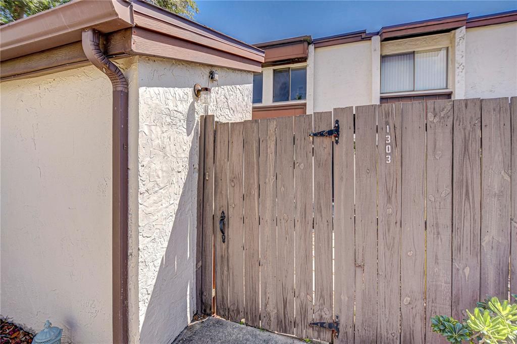 For Sale: $177,500 (3 beds, 1 baths, 1257 Square Feet)