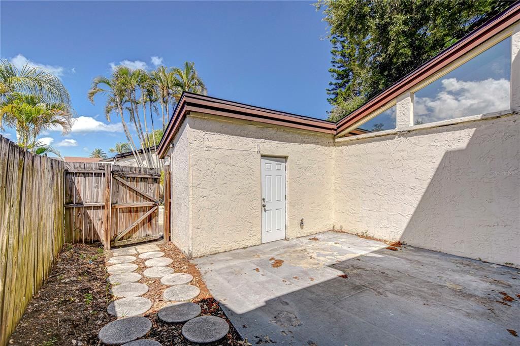 For Sale: $177,500 (3 beds, 1 baths, 1257 Square Feet)