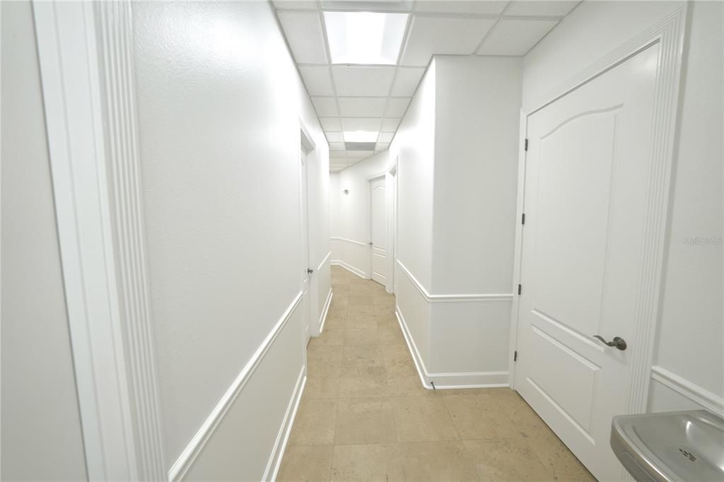 На продажу: $2,526 (0 спален, 0 ванн, 1263 Квадратных фут)