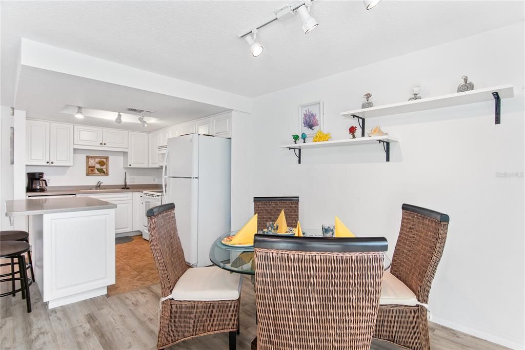 На продажу: $4,195,000 (0 спален, 0 ванн, 2990 Квадратных фут)