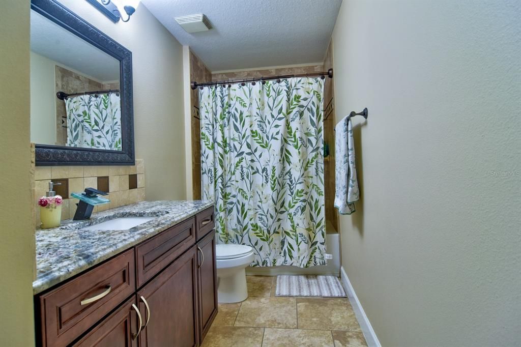 En Venta: $525,000 (4 camas, 3 baños, 2756 Pies cuadrados)